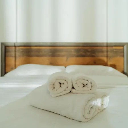 Cloudview - Aviatiei, Private Underground Parking * Boekarest