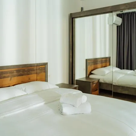 Cloudview - Aviatiei, Private Underground Parking Boekarest