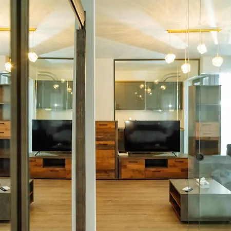 شقة Cloudview - Aviatiei, Private Underground Parking *