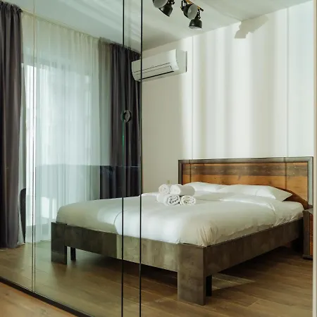 Cloudview - Aviatiei, Private Underground Parking Apartamento
