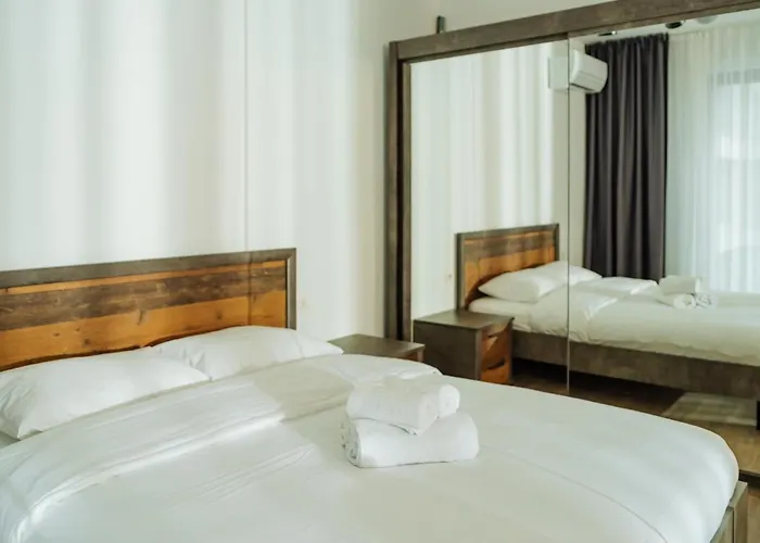 Cloudview - Aviatiei, Private Underground Parking 부쿠레슈티