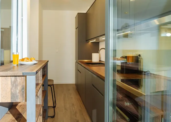 Cloudview - Aviatiei, Private Underground Parking Apartament *