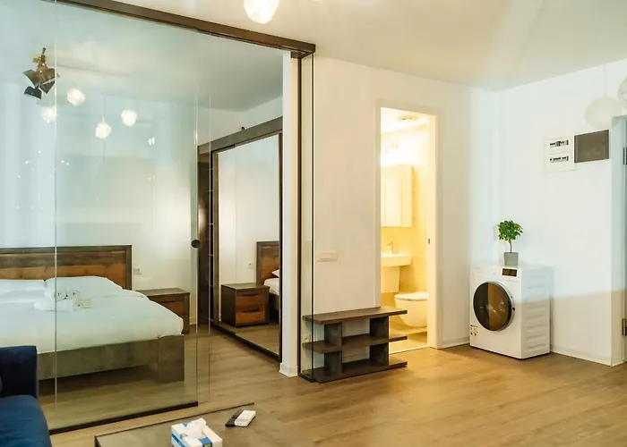 Cloudview - Aviatiei, Private Underground Parking Апартаменти Бухарест