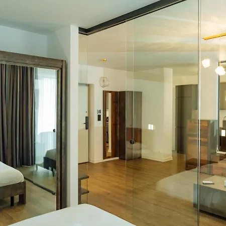 Cloudview - Aviatiei, Private Underground Parking Apartament